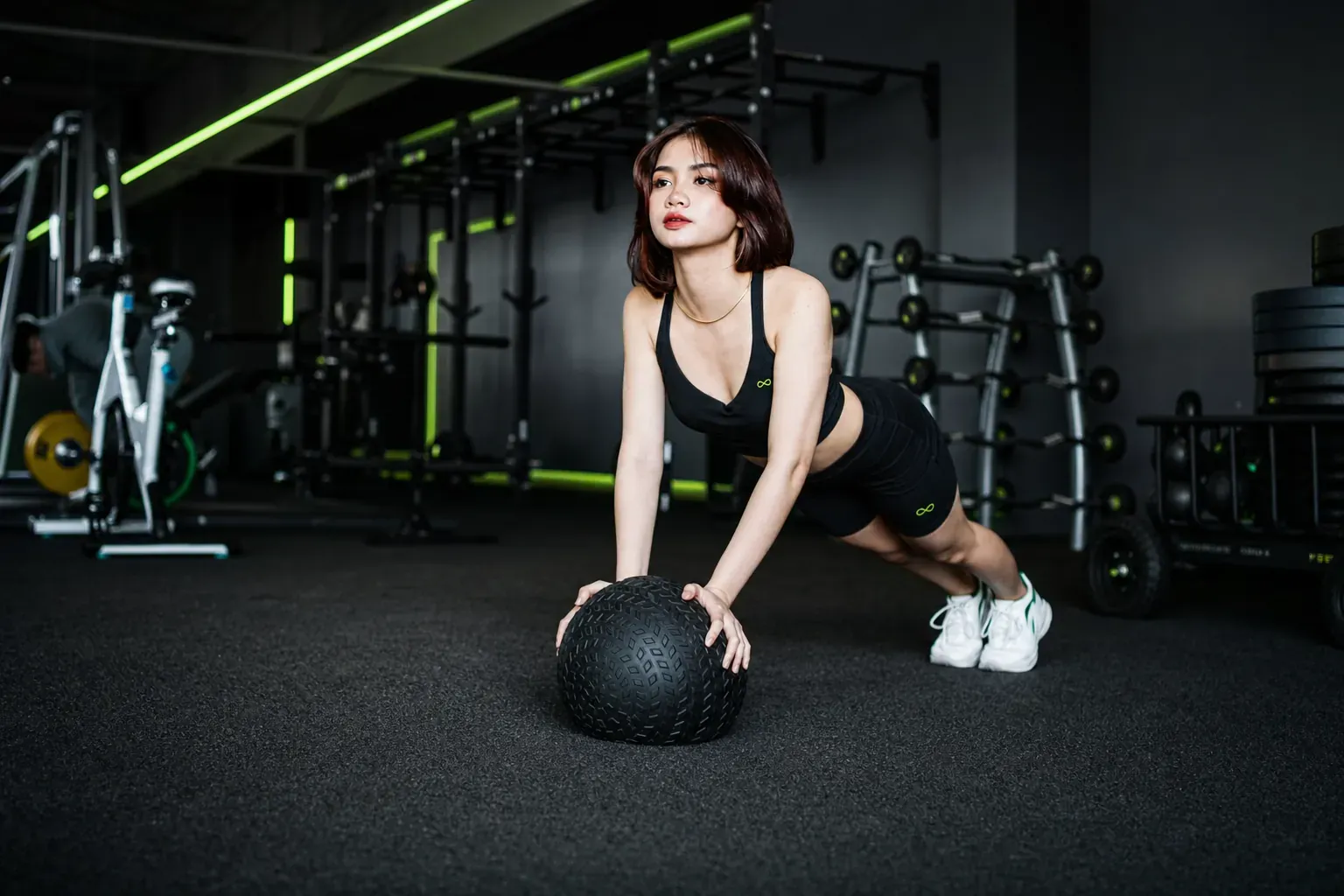 Apex affiliate training in the gym
